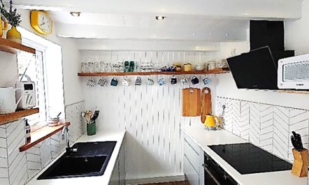 3 Bed in Porthleven 1