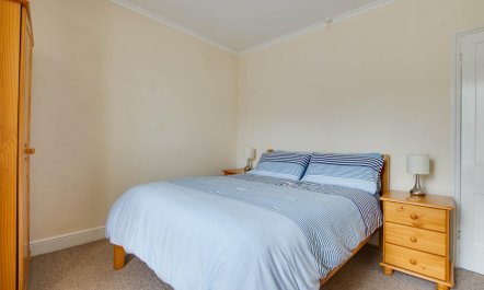 2 Bed in Mousehole 6