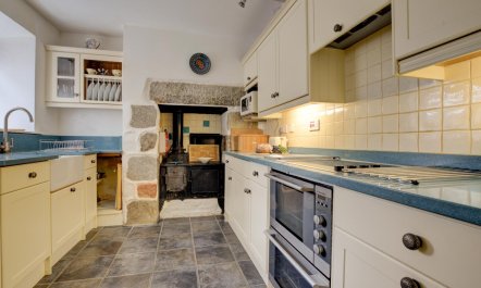 2 Bed in Porthleven 2