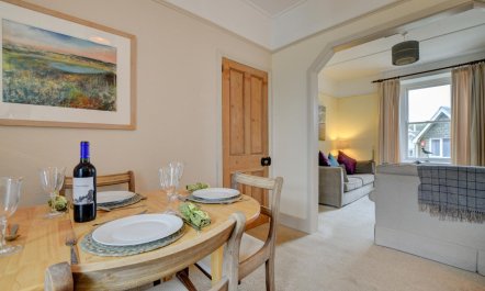 2 Bed in Porthleven 7