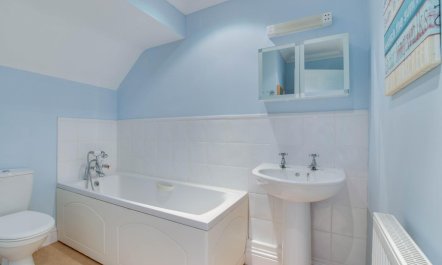 3 Bed in Southwold 8