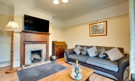 6 Bed in Dolgellau 1