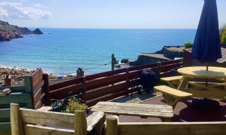 2 Bed in Lamorna