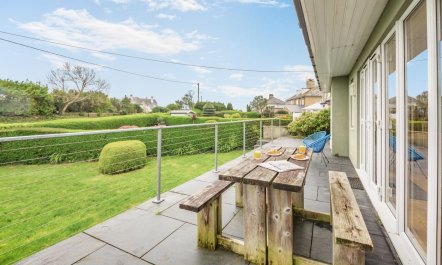 3 Bed in Pwllheli 7