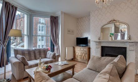 2 Bed in Whitby