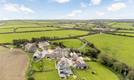 5 Bed in St. Issey