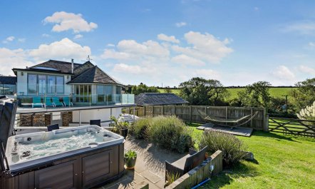 5 Bed in St. Issey 7