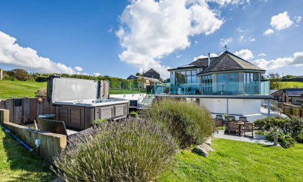 5 Bed in St. Issey 1