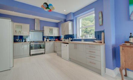 4 Bed in Morcombelake 3