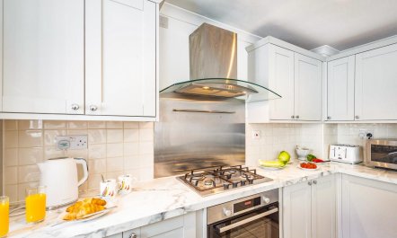 4 Bed in Pwllheli 9