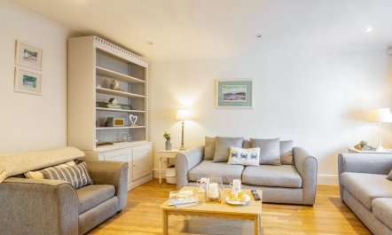 4 Bed in Pwllheli 5