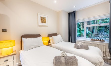 2 Bed in Dartmouth 3