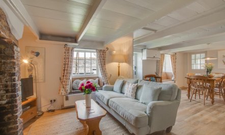 2 Bed in Helford 2