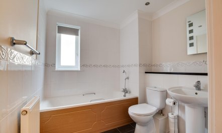 2 Bed in Broadstairs 8