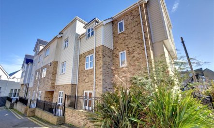 2 Bed in Broadstairs