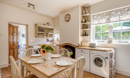 2 Bed in Biddenden 3