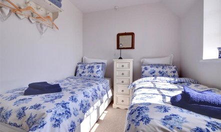 2 Bed in Biddenden 7