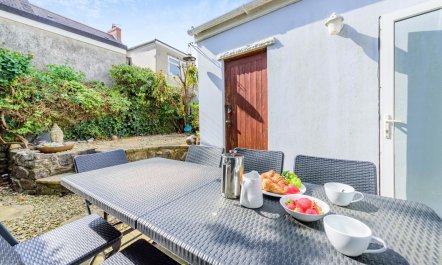 4 Bed in Tenby 7