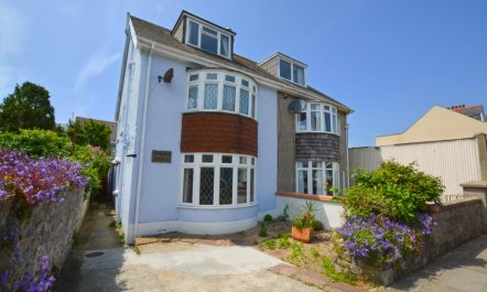 4 Bed in Tenby