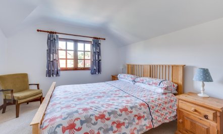 2 Bed in Woodbridge 5