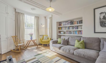 3 Bed in Woodbridge 6