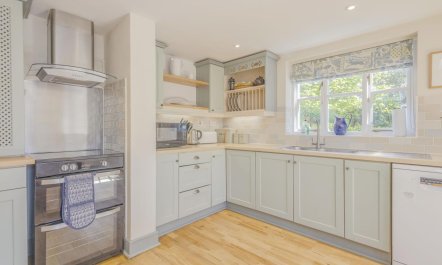 3 Bed in Woodbridge 9