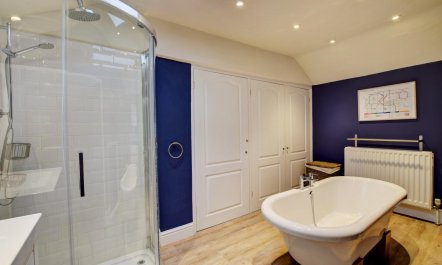 3 Bed in Woodbridge 9