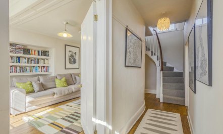 3 Bed in Woodbridge 5