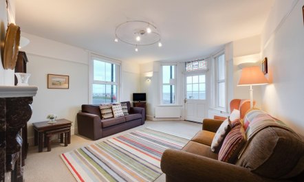 1 Bed in Southwold 2