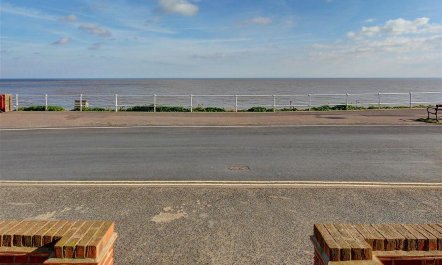 1 Bed in Southwold 6