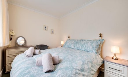 2 Bed in Paignton 9