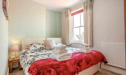 2 Bed in Whitby 5