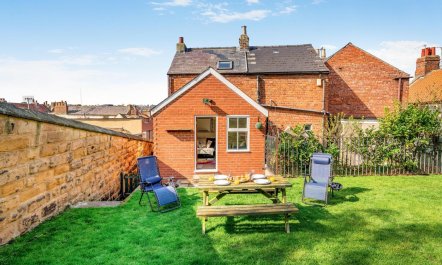 2 Bed in Whitby 3