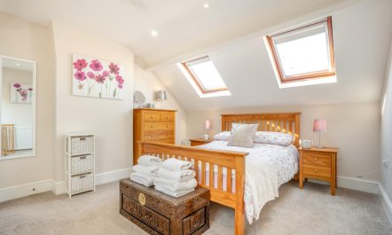 2 Bed in Whitby 2