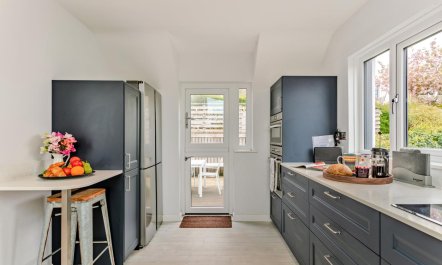 4 Bed in Shaldon 4