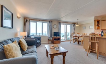 2 Bed in Clifton Court 3