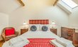 2 Bed in Bala 3