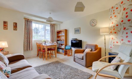 2 Bed in Penmaenmawr 2