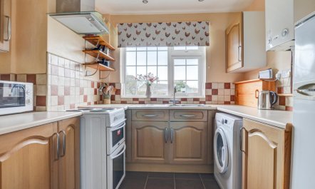 2 Bed in Penmaenmawr 4