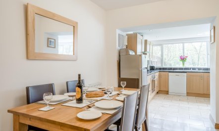 2 Bed in Cardiff 7