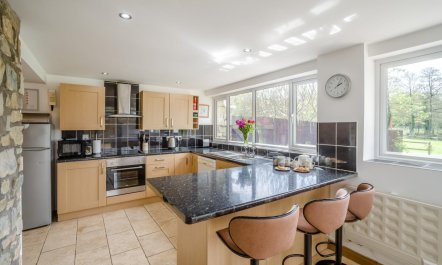 2 Bed in Cardiff