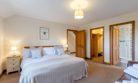 7 Bed in Caerwys 3