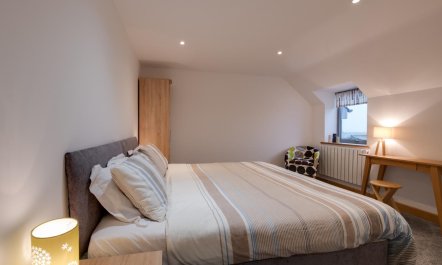 4 Bed in Cemaes Bay 8