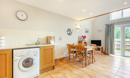 1 Bed in Snape 8