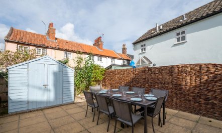 4 Bed in Southwold 3