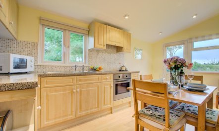 2 Bed in St. Merryn 4