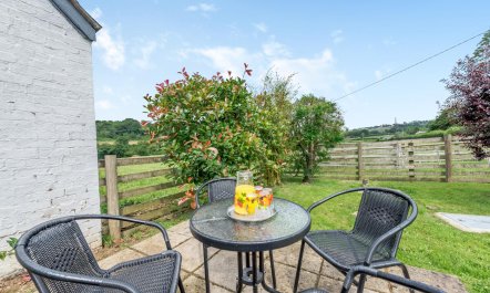 2 Bed in Llandysul 4