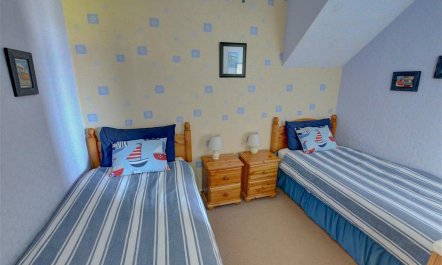 2 Bed in Harlech 3