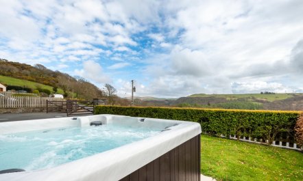 2 Bed in Aberystwyth 9