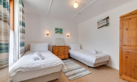 2 Bed in St Ives 5